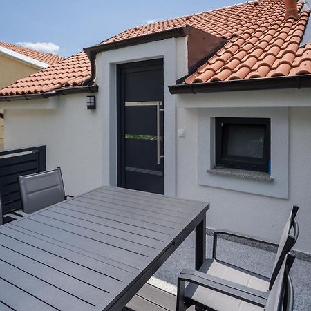 Apartmani Simi - The Sun Crikvenica Exterior photo