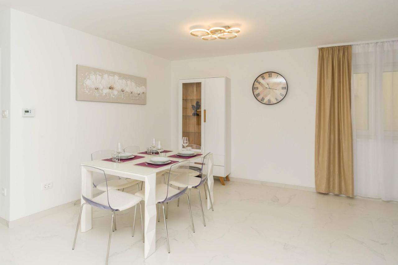 Apartmani Simi - The Sun Crikvenica Exterior photo
